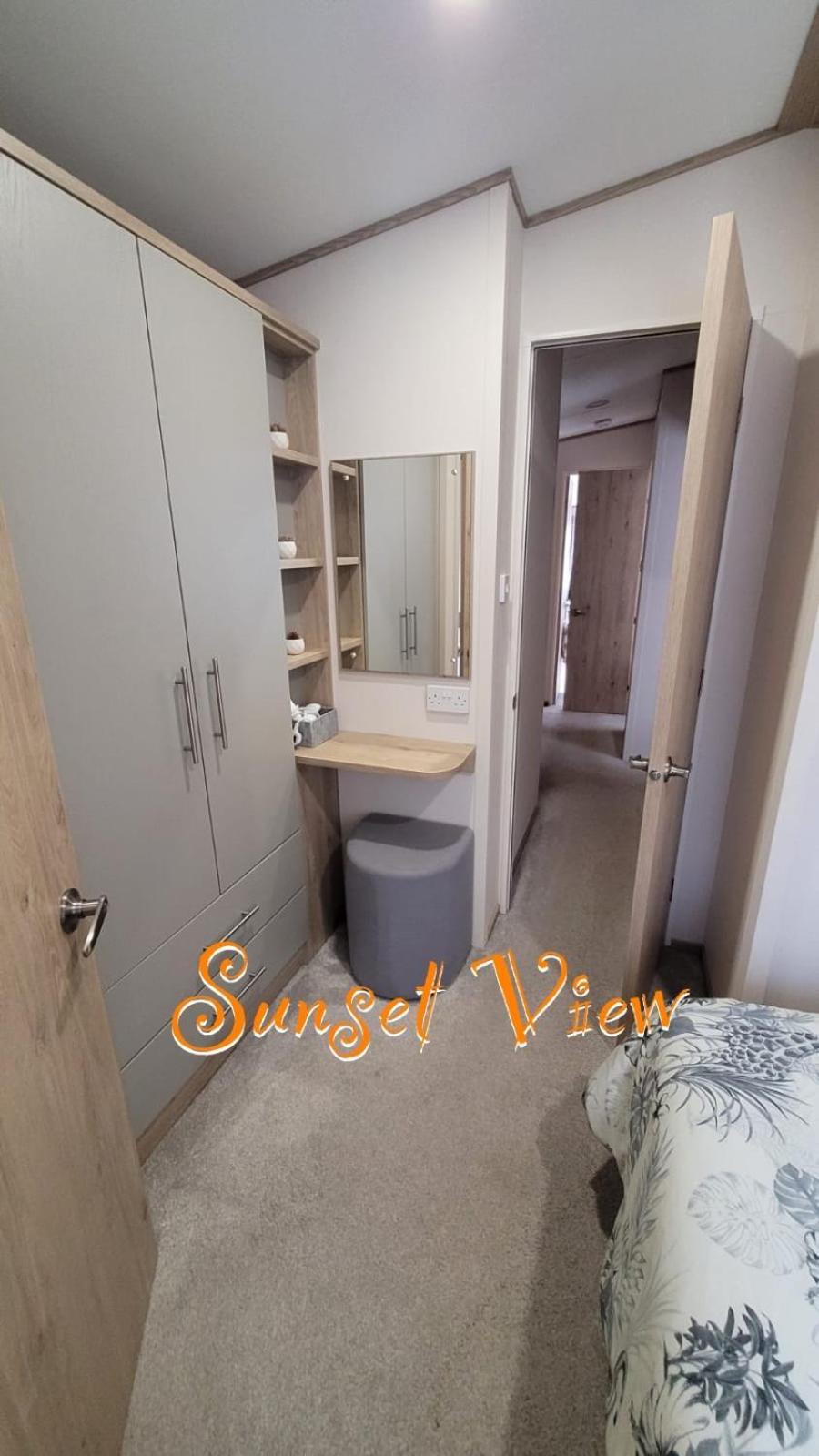 Tattershall Lakes Sunset View Caravan Lakeside, Hot Tub, Garden, Private Fishing Peg & Wifi Exterior foto